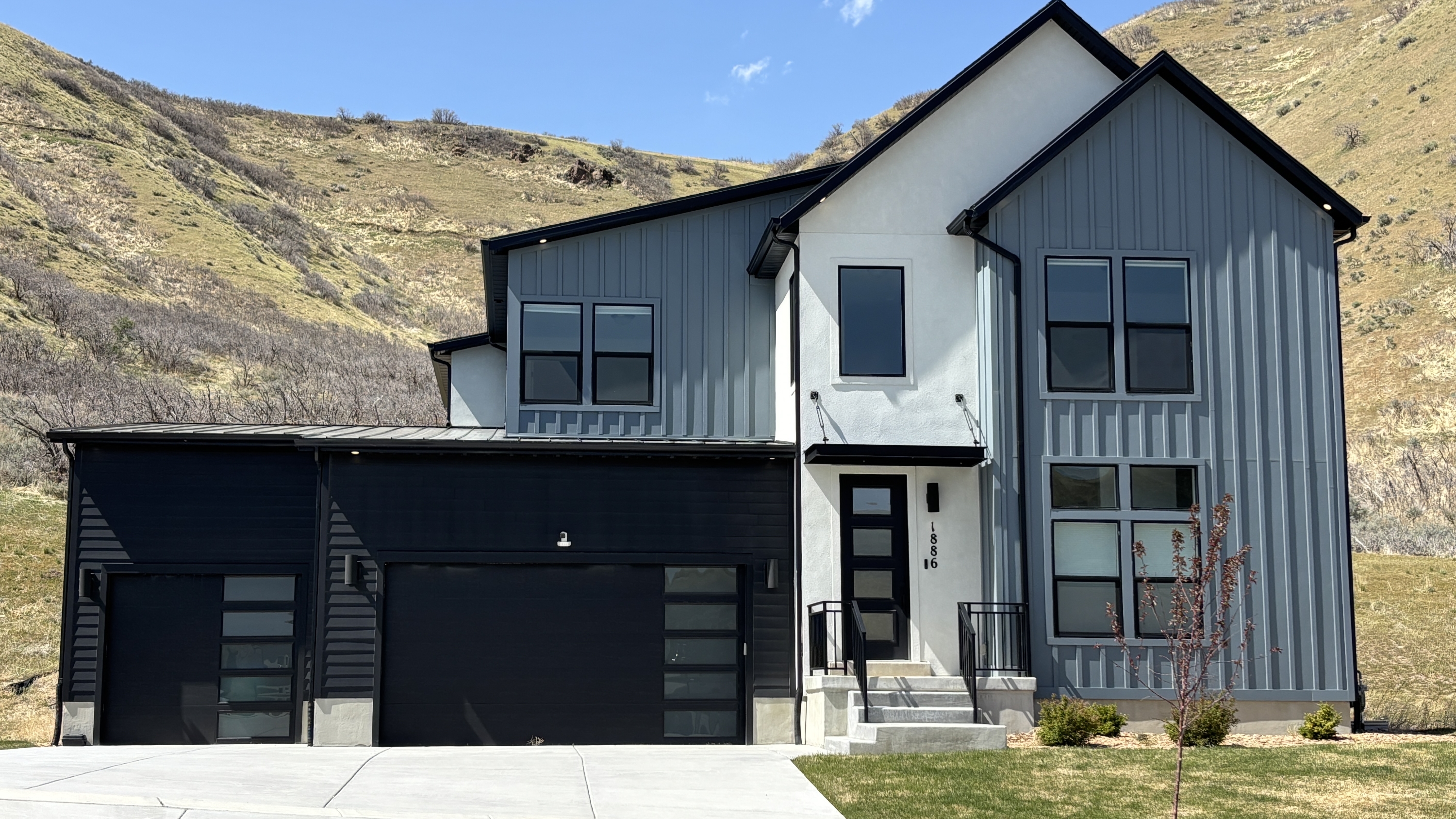 1886 West Chaco Circle